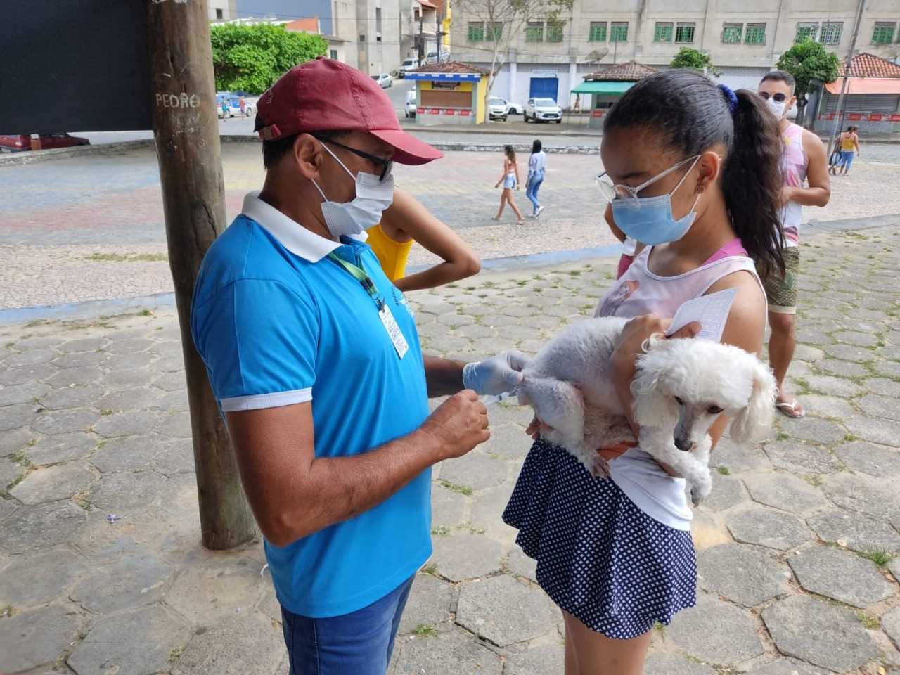 Camacã: Prefeitura realiza campanha de Vacinação antirrábica